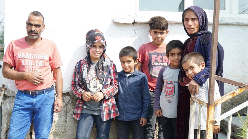 Türkiye'nin kırsal bir yerleşiminde yaşayan 7 kişilik bir aile. © UNFPA Turkiye