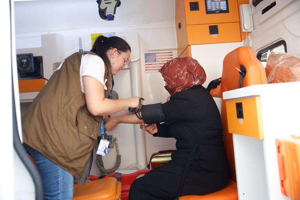 UNFPA destekli mobil hizmet birimleri sağlık hizmetleri veriyor. 